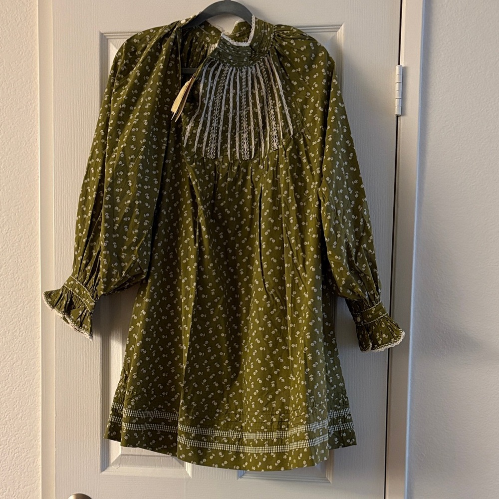 Doen Olive Green Mini Dress with White Print